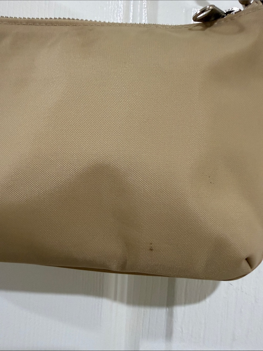 Banana Republic Hobo bag Tan Shoulder Bag with Front Zip Pocket - Picture 4 of 12